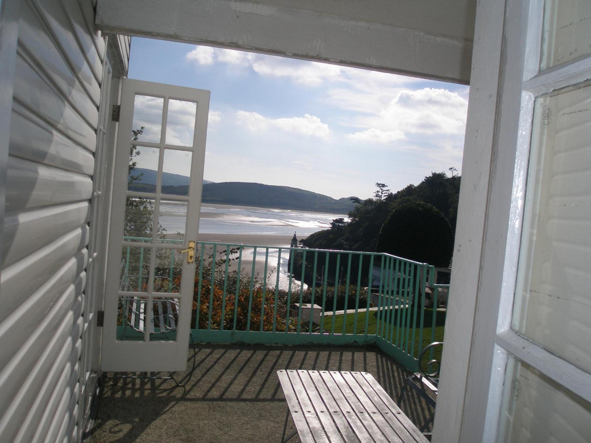 Portmeirion Village & Castell Deudraeth พอร์ทแมด็อก ภายนอก รูปภาพ